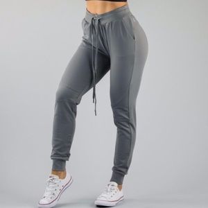 Size small buff bunny jasmine joggers